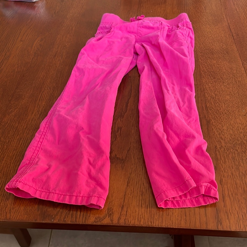 Pink numbing beans pants